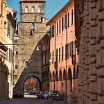 Healthy Flat - Tower Skyline View Apartment Bologna
