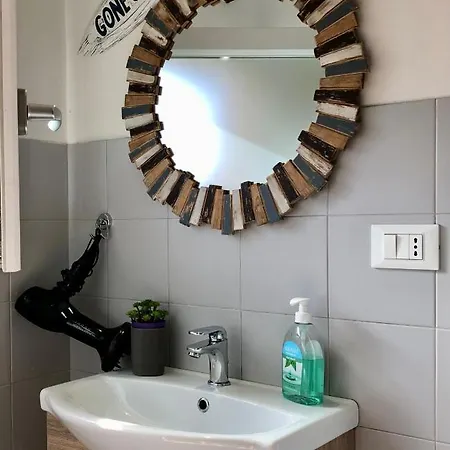 Healthy Flat - Tower Skyline View