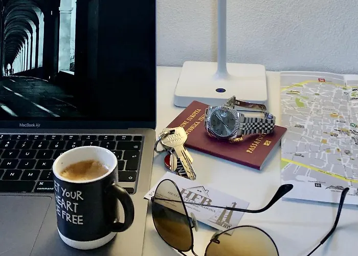 Healthy Flat - Tower Skyline View