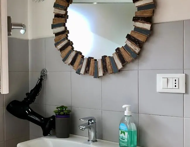 Healthy Flat - Tower Skyline View