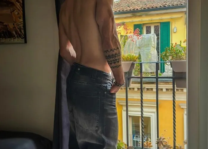 Healthy Flat - Tower Skyline View 아파트