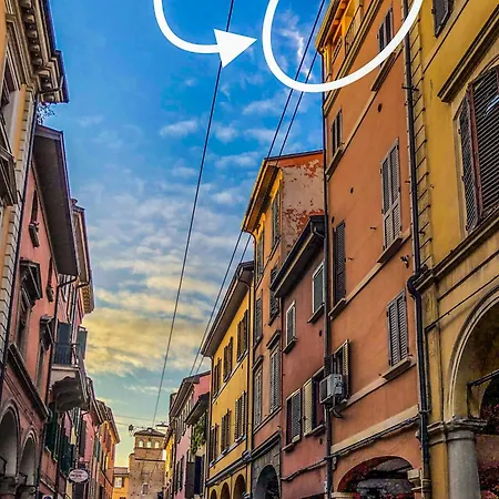 Healthy Flat - Tower Skyline View *