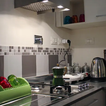 Healthy Flat - Tower Skyline View *