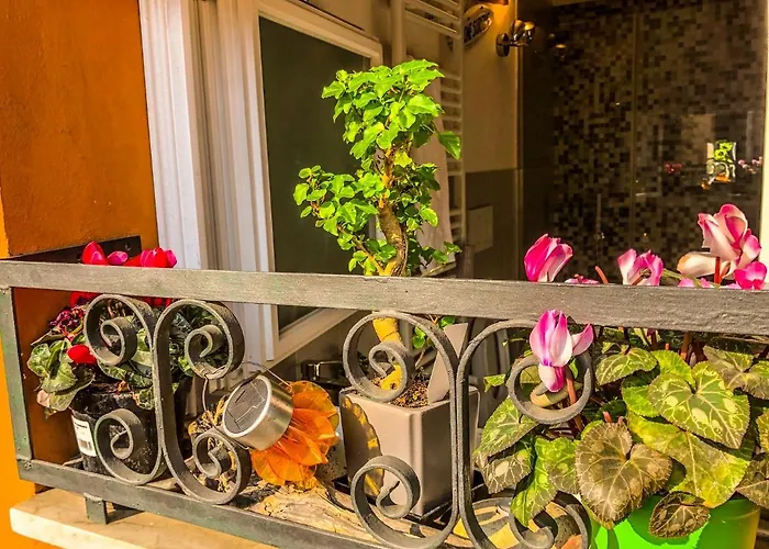 Healthy Flat - Tower Skyline View * بولونيا