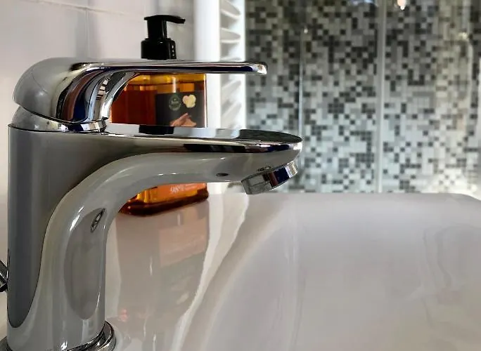 شقة Healthy Flat - Tower Skyline View بولونيا