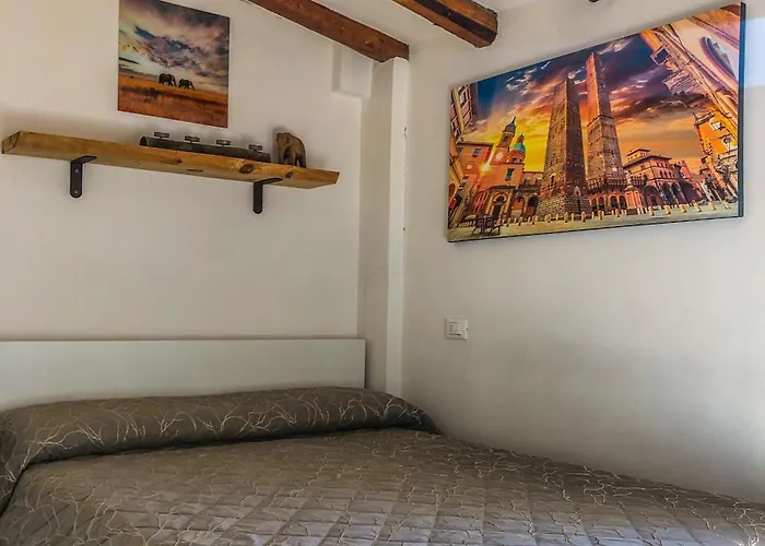 Healthy Flat - Tower Skyline View بولونيا